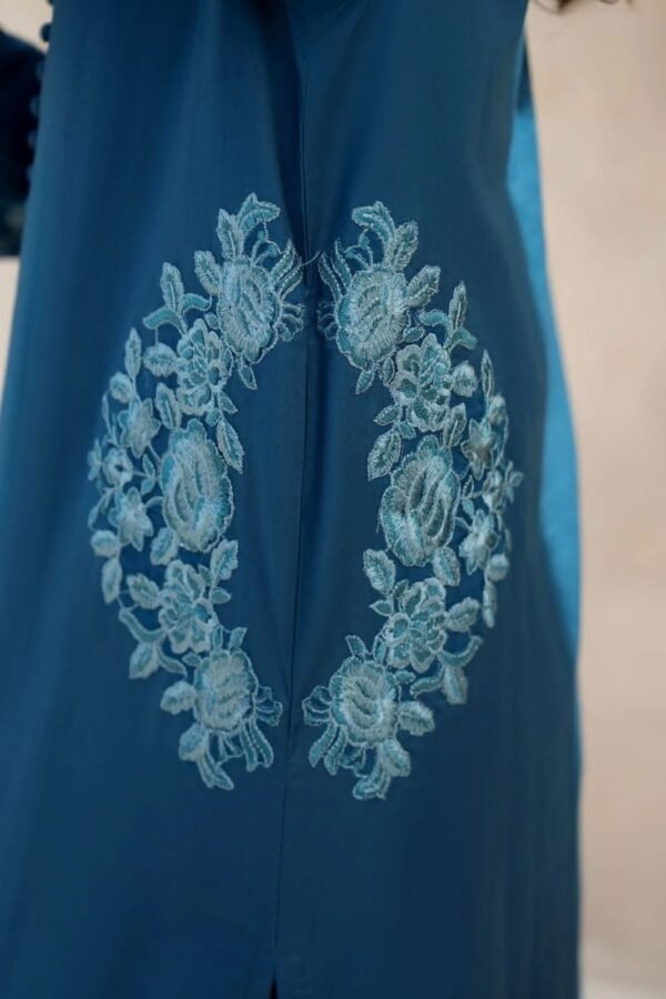 Chic Embroidery Pocket 2pc - Image 4